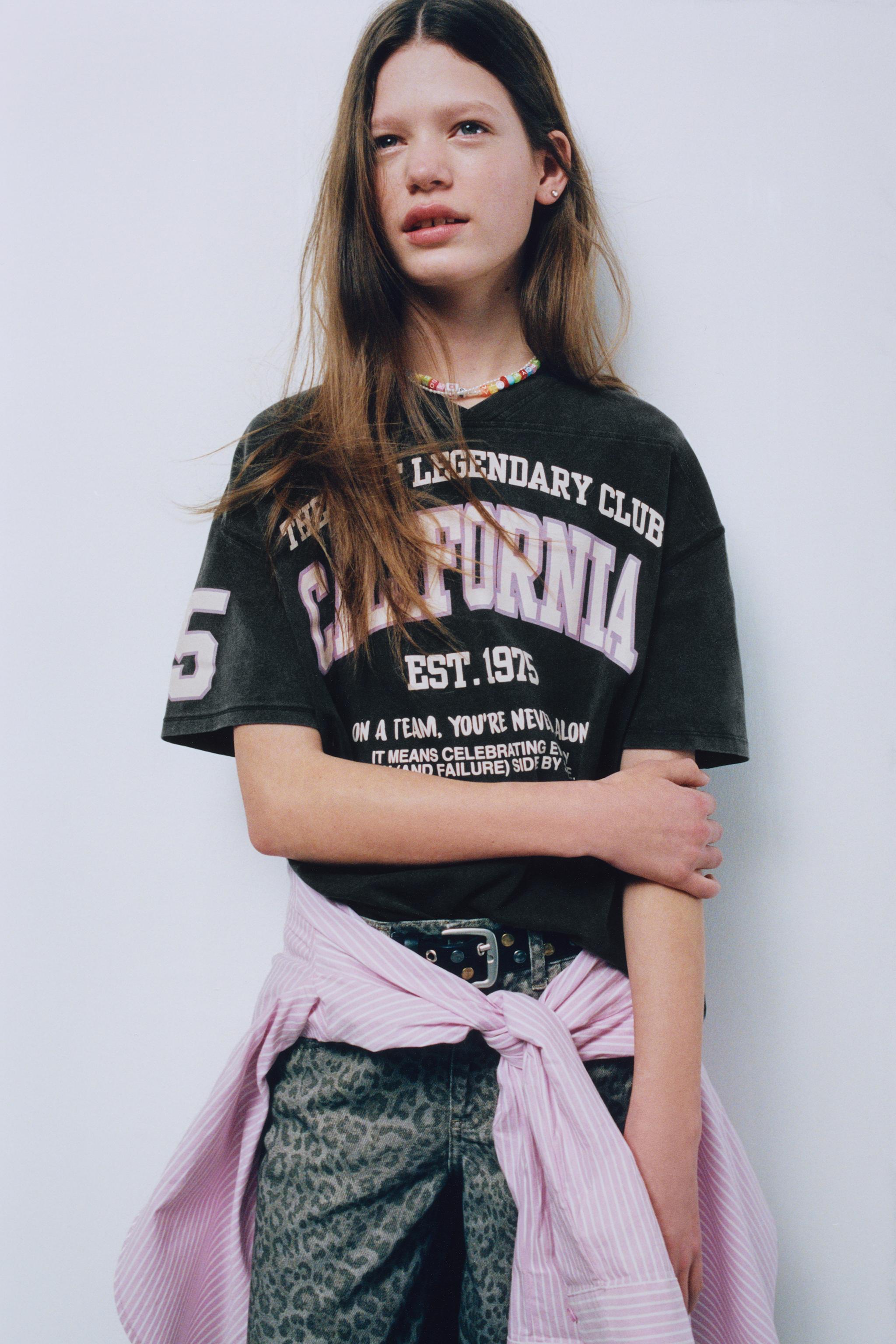VARSITY TEXT T-SHIRT